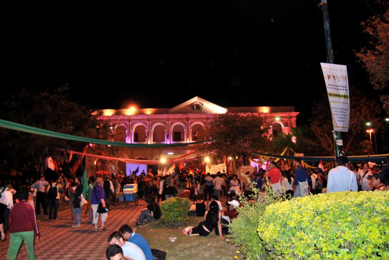 Zur Auftaktkundgebung wurde der Cabildo, das städtische Kulturzentrum festlich geschmückt