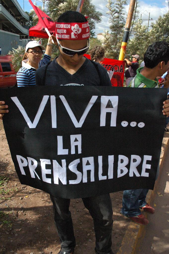 "Es lebe die freie Presse": Anhänger des gestürzten Präsidenten Manuel Zelaya