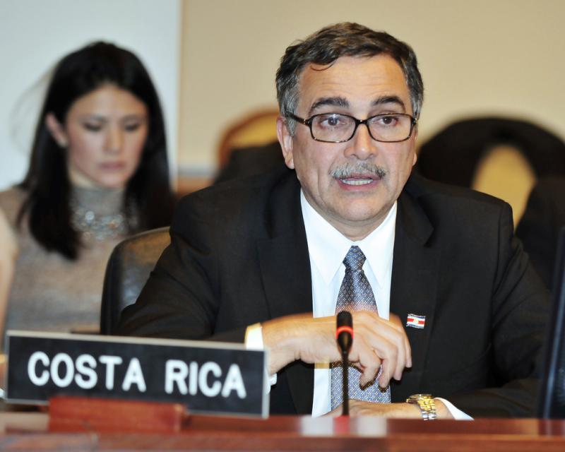 René Castro, Außenminister Costa Ricas