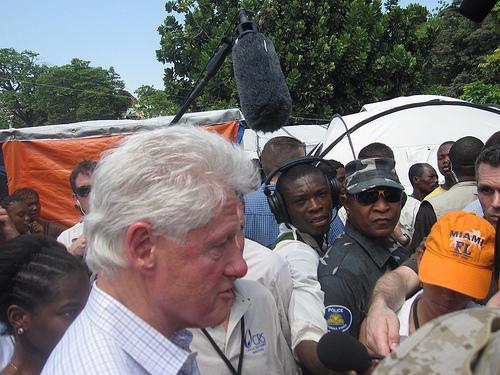 Besuch des ehemaligen US-Präsidenten Clinton auf Haiti im März 2010