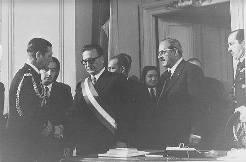 Salvador Allende vor seiner ersten Regierungsansprache im Kongress 1971