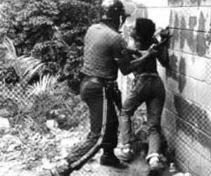 Festnahme während des "Caracazo" in Venezuela 1989