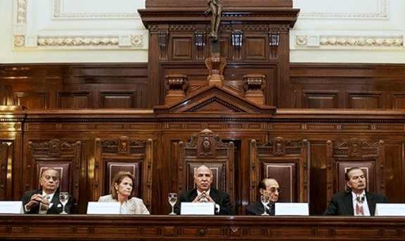 Der Oberste Gerichtshof in Buenos Aires hat alle vier strittigen Paragrafen des Mediengesetzes für rechtmäßig im Sinne der Verfassung erklärt