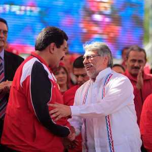 Nicolás Maduro und Fernando Lugo, der aus dem Amt geputschte, ehemalige Präsident Paraguays