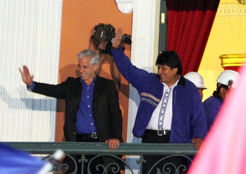 Boliviens Präsident Evo Morales und sein Vize Álvaro García Linera am Sonntagabend in La Paz