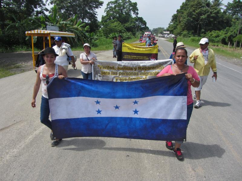 Die Karawane für die Rechte von Kindern und Jugendlichen auf der Flucht und in der Migration auf dem Weg zur mexikanischen Grenzstadt Tapachula