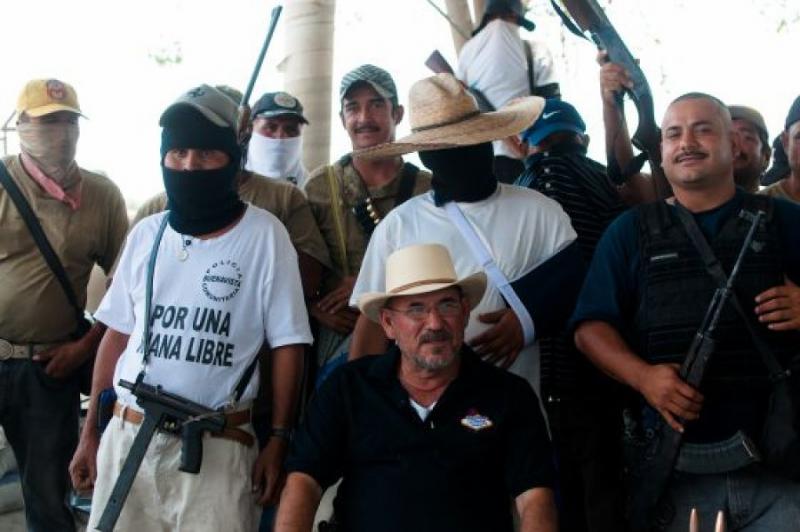 Der Kommandant der Fuerza Rural von La Ruana, Hipólito Mora, (vorn sitzend) und einige seiner Mitstreiter
