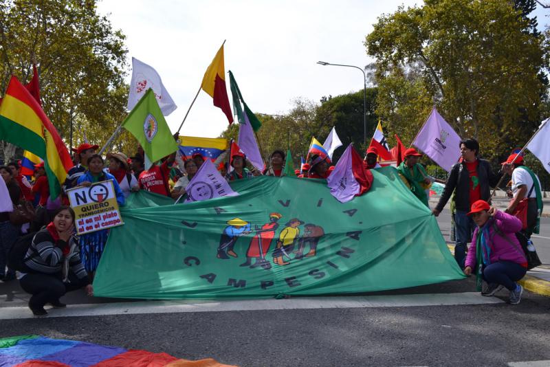 Die Demonstration der Bauernorganisationen führte zur US-Botschaft in Buenos Aires