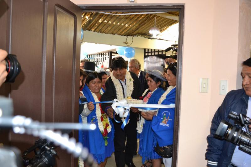 Bei der Einweihung der Radiostation am 14. Januar war auch Boliviens Präsident Evo Morales anwesend