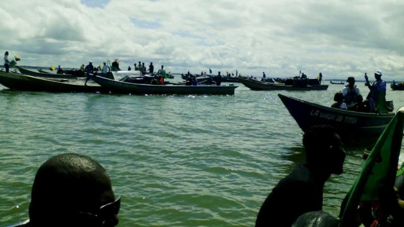 Mit 130 Booten besetzten Streikende den wichtigsten Hafen an der Pazifikküste in Buenaventura