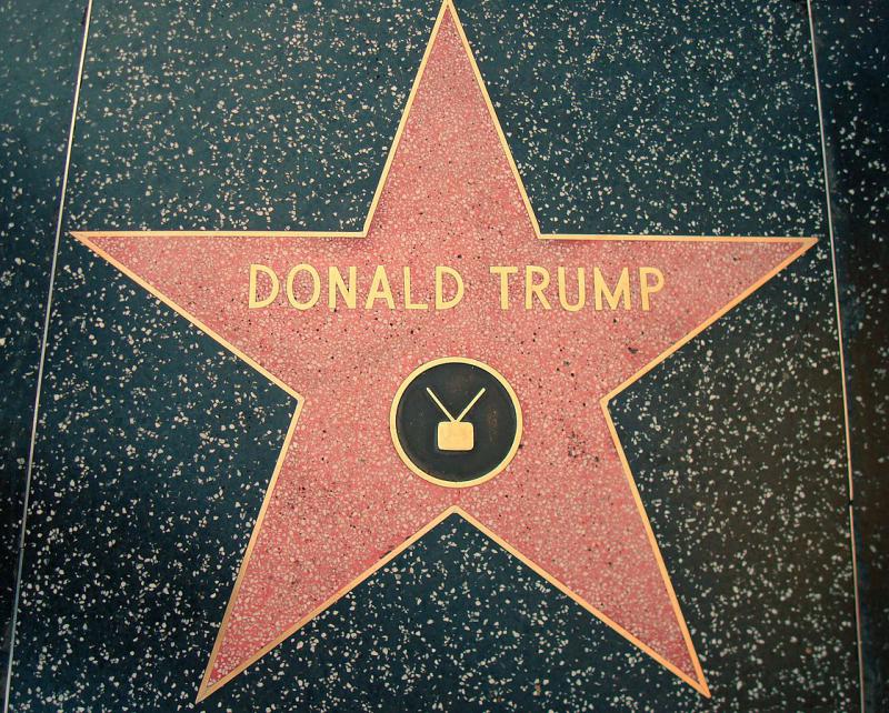 Trumps Stern auf dem Hollywood Walk of Fame in Los Angeles. Dort werden  Prominente geehrt, die eine wichtige Rolle vor allem in der Unterhaltungsindustrie spielen