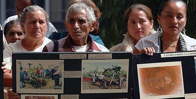 Angehörige von Opfern des Massakers von Dos Erres fordern Aufklärung und die Bestrafung der Täter
