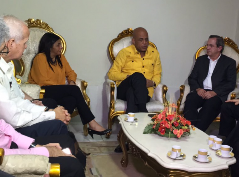 Außenminister von Celac-Staaten mit Präsident Martelly