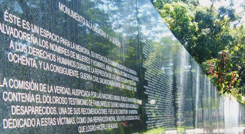 Gedenken an den Bürgerkrieg: "Mahnmal für Erinnerung und Wahrheit" im Parque Cuscatlán in San Salvador