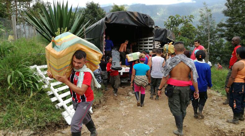 Einzug in ein provisorisches Lager für die Farc in Kolumbien Einzug in ein provisorisches Lager für die Farc in Kolumbien