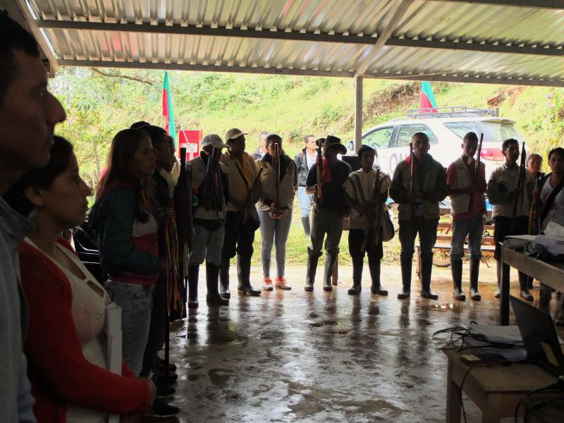 In Cerro Tijeras versammeln sich Mitglieder der indigenen selbstverwalteten Autonomieregion um Schutz zu suchen und für ihre Rechte zu protestieren