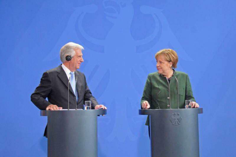 Wollen Freihandel: Uruguays Präsident Vázquez und Bundeskanzlerin Merkel bei ihrer Pressekonferenz am 7. Februar