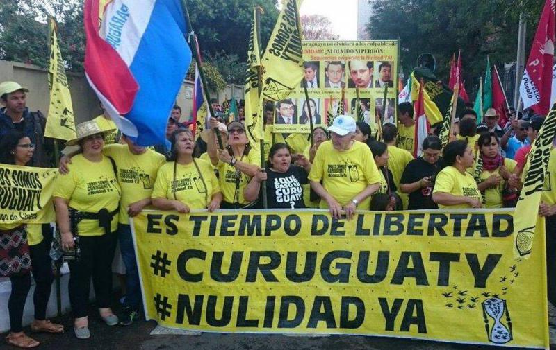 Immer wieder hatten Bauern und Aktivisten in Paraguay gegen die jetzt annullierten Urteile gegen elf Kleinbauern protestiert