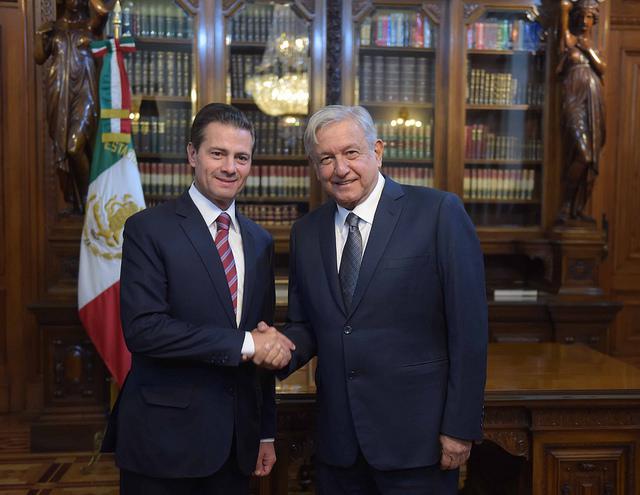 Die kommende Regierung des gewählten mexikanischen Präsidenten, López Obrador (rechts), zeigt sich mit dem Verhandlungsergebnis des amtierenden Präsidenten, Peña Nieto, zufrieden (hier bei einem Treffen Anfang August)