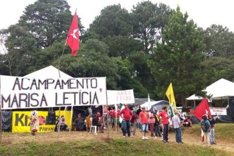 Das Widerstandscamp in Solidarität mit Lula da Silva in Brasilien ist nach seiner verstorbenen Ehefrau Marisa Leticia benannt