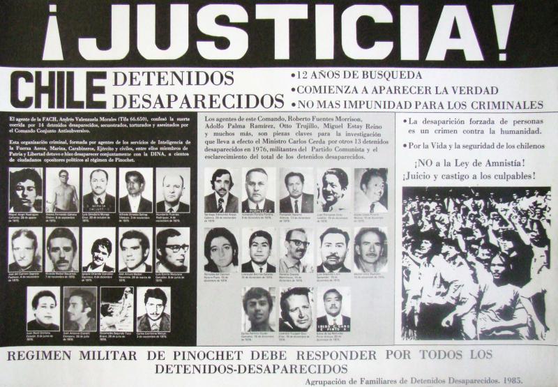 Plakat aus dem Jahr 1985. Bis heute fordern Angehörige Verschwundener in Chile Aufklärung und Gerechtigkeit
