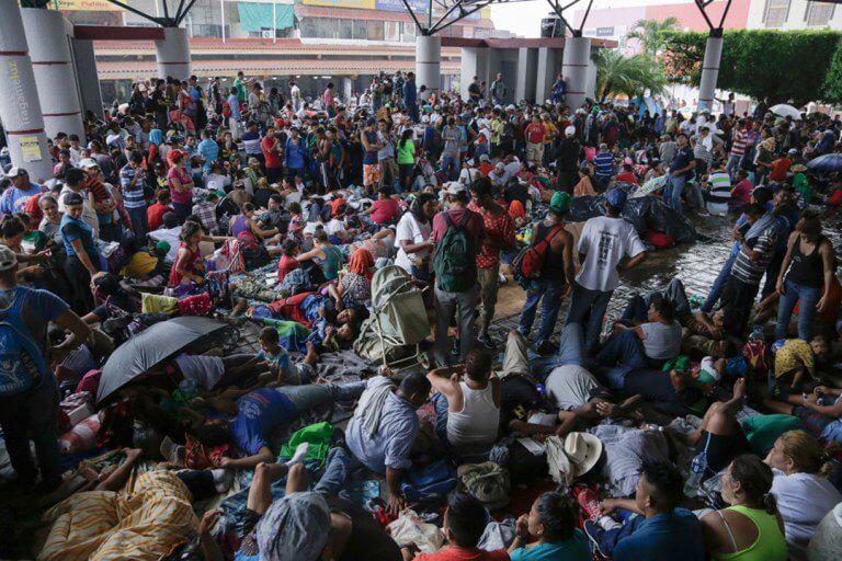 Geflüchtete kampierten im Zentrum der mexikanischen Stadt Tapachula etwa 18 Kilometer entfernt von der Grenze zu Guatemala