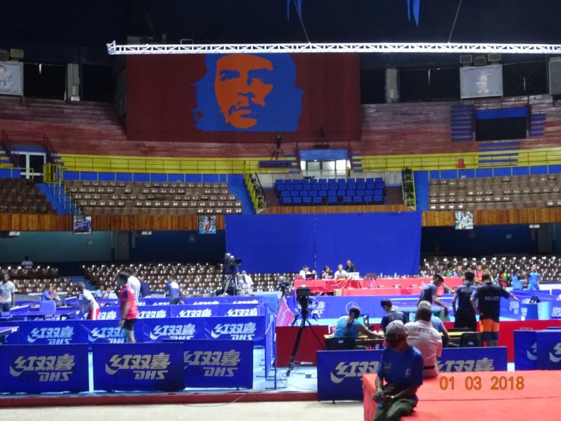 Bei den Lateinamerikanischen Meisterschaften im Tischtennis in Havanna, Kuba