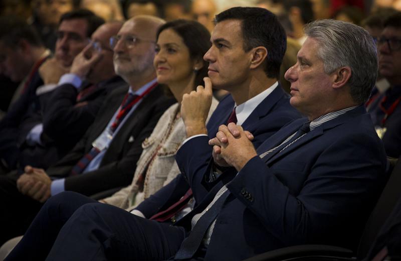 Ministerpräsident Sánchez und Präsident Díaz-Canel beim Geschäftsforum Kuba-Spanien in Havanna