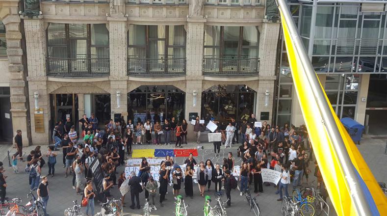 Auch in Berlin fand eine Protestaktion gegen die zunehmende politische Gewalt in Kolumbien statt