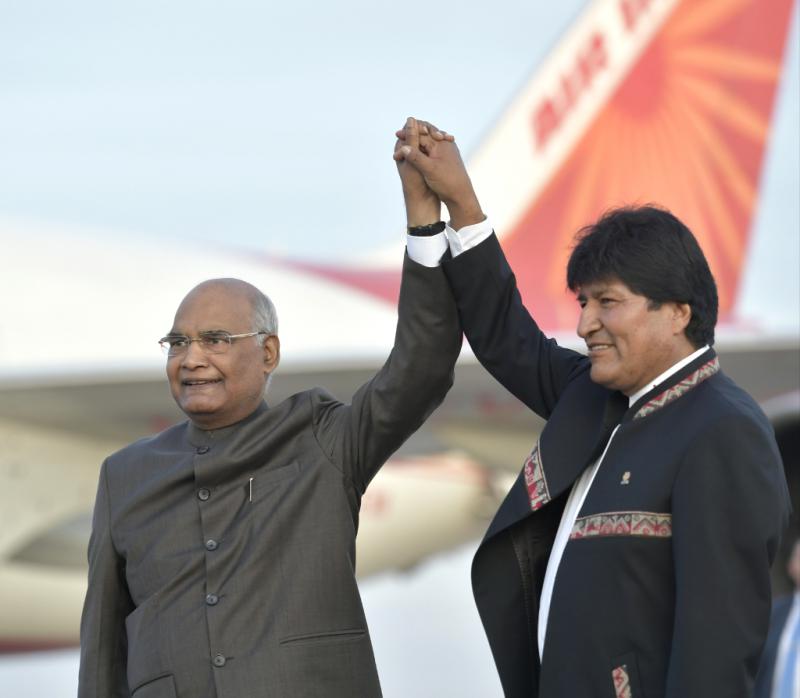 Die Präsident von Indien, Ram Nath Kovind, und Bolvien, Evo Morales
