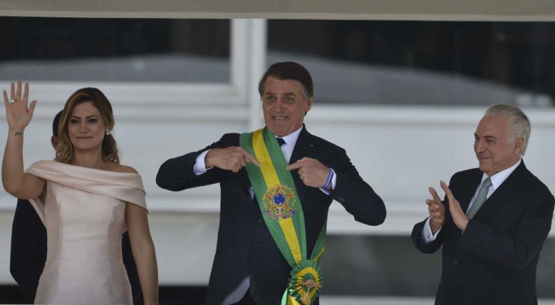 Brasiliens neuer Präsident Jair Bolsonaro mit Ehefrau Michelle und seinem Amtsvorgänger Temer