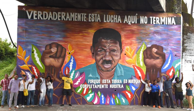 Die Gemeinde hat ein Wandbild im Gedenken an den ermordeten Aktivisten Temístocles Machado erstellt