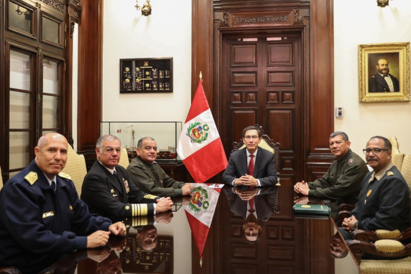 Der Präsident und seine Generäle: Vizcarras Auftritt auf Twitter
