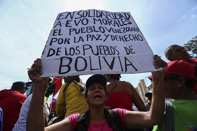 Die Kundgebungen der Chavisten in Caracas richtete sich nicht nur gegen die Putschisten im eigenen Land, sondern auch gegen die in Bolivien