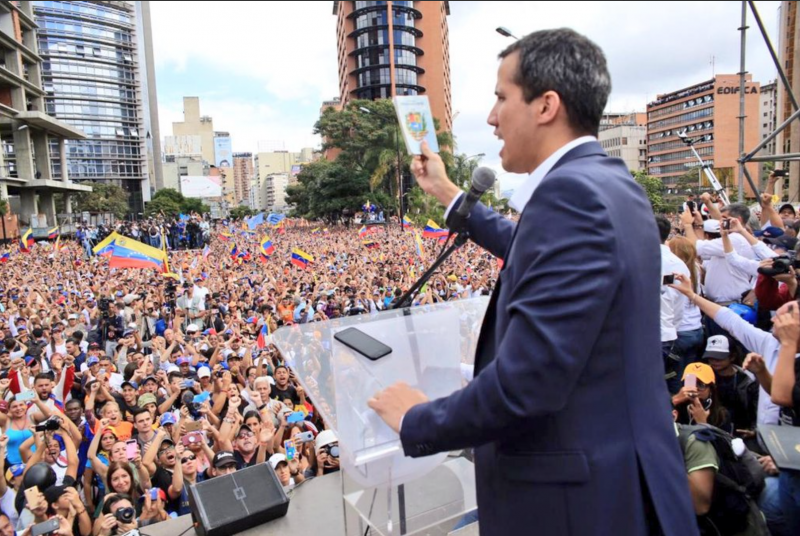Oppositionspolitiker Guaidó erklärt sich zum Präsidenten von Venezuela