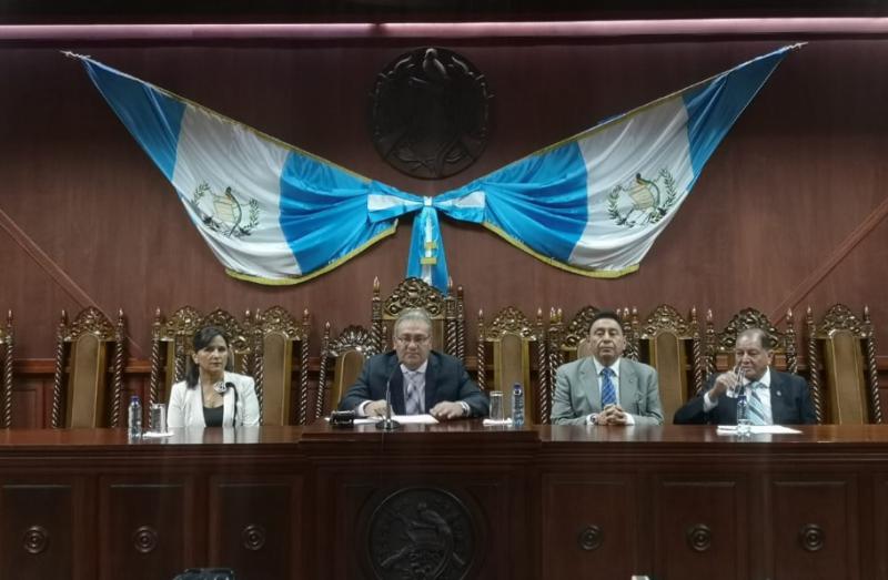 Das Verfassungsgericht von Guatemala entschied kürzlich einen inhaltlich ähnlichen Vertrag vorerst zu stoppen
