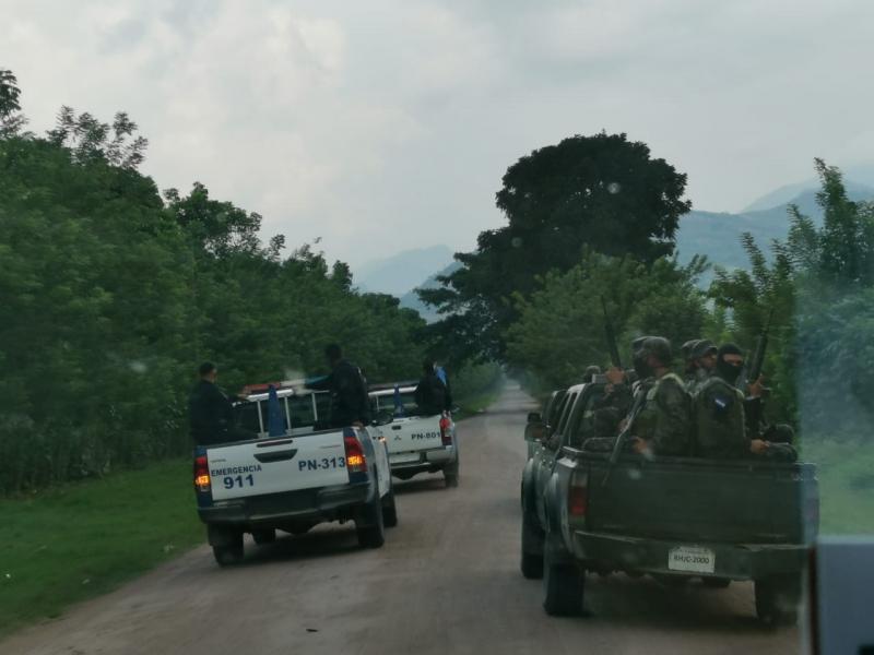 Am 8. Oktober fuhren mehrere Patrouillen mit bewaffneten Angehörigen der nationalen Polizei und der Armee in die Gemeinde Guapinol