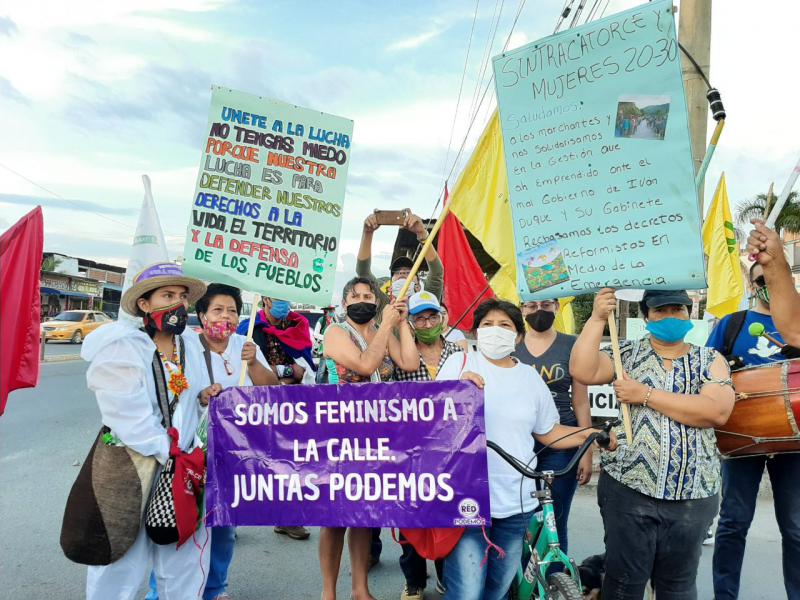Tausende Frauen protestieren gegen systematische Gewalt und Übergriffe seitens staatlicher Kräfte