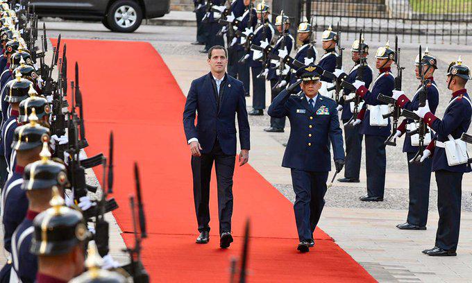 Kolumbiens Präsident Duque empfing Guaidó mit militärischen Ehren
