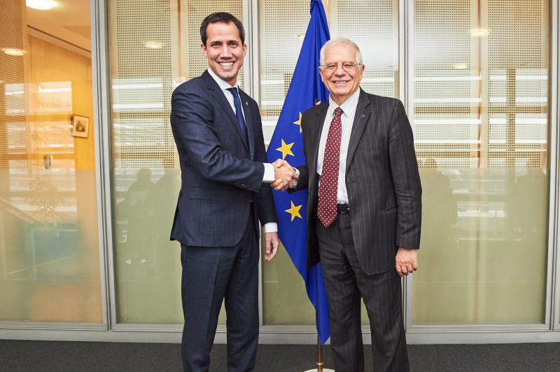 Der EU-Außenbeauftragte Josep Borrell, hier bei einem Treffen mit Juan Guaidó 2020