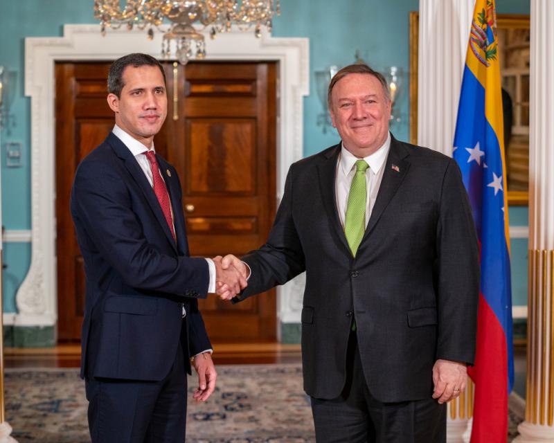 Gesten der Anerkennung nicht nachhaltig: Hier Juan Guaidó mit Mike Pompeo, früher US-Außenminister unter Donald Trump