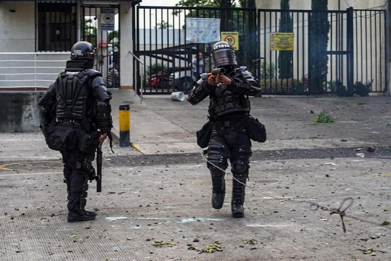 PR-Kampagne des Uribismus in den USA: Sicherheitskräfte sind in Kolumbien die Opfer