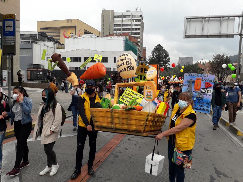 Proteste gegen die geplante Steuerreform in Bogotá