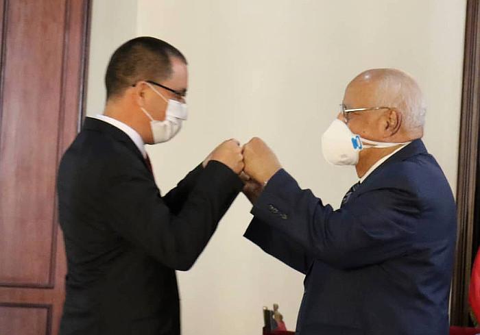 Außenminister Arreaza (links) und Vizepremier Cabrisa am Freitag in Caracas