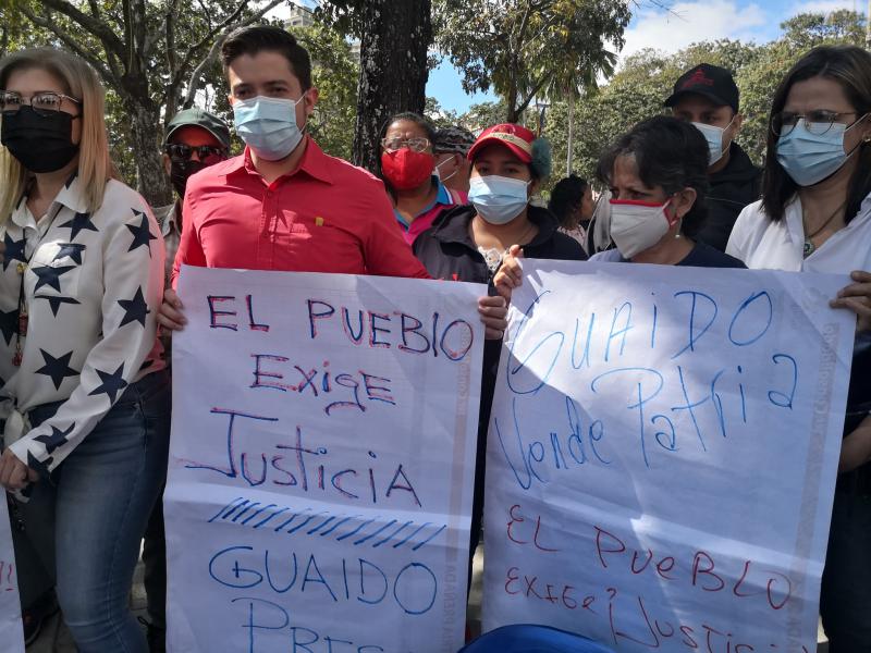 Bei der Demonstration am "Tag der Demokratie" in Venezuela: "Das Volk fordert Gerechtigkeit  ‒ Guaidó ins Gefängnis"