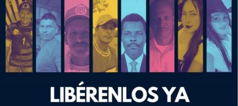 Die Familien der Opfer hatten die Vermissten mit dieser Kampagne gesucht und die Farc-Dissidenz zu ihrer Freilassung aufgefordert