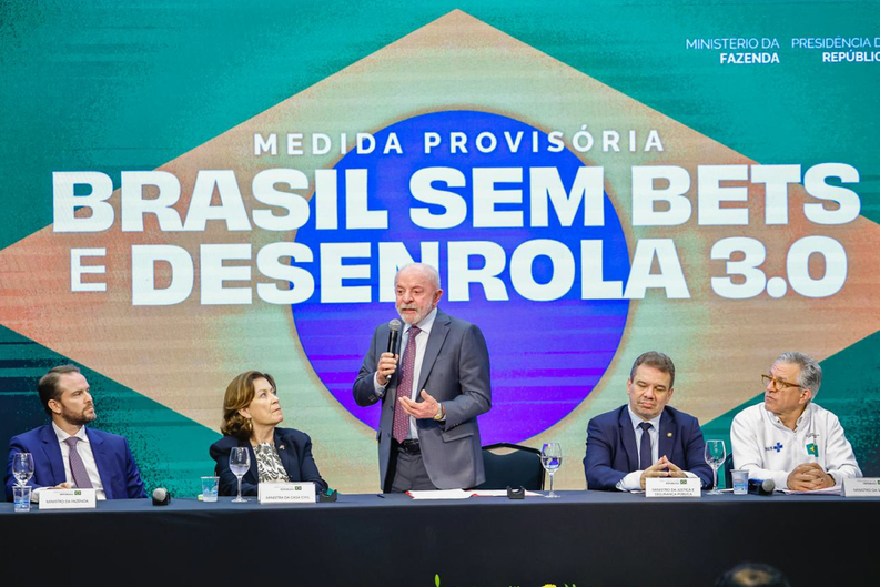 Präsident Luiz Inácio Lula da Silva bei der Bekanntgabe neuer wirtschaftlicher Maßnahmen in São Paulo