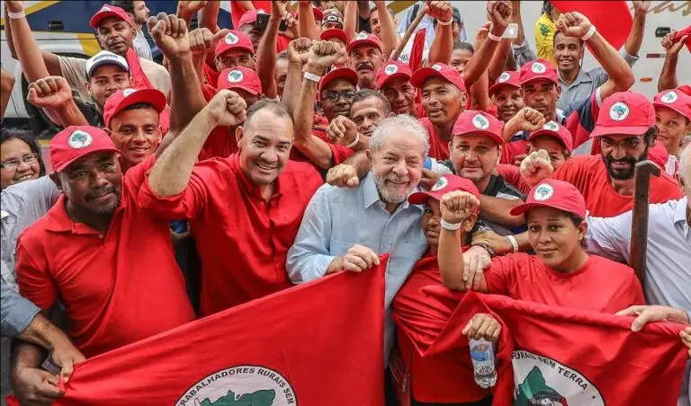 Lula beim 14. Nationalen Treffen der Landlosenbewegung MST