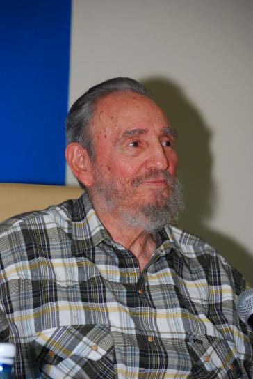 Nach langer Zeit wieder regelmäßig in der Öffentlichkeit: Fidel Castro am Freitag Fidel Castro