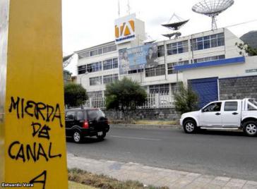 Graffito gegen den Privatsender Teleamazonas Graffito gegen den Privatsender Teleamazonas